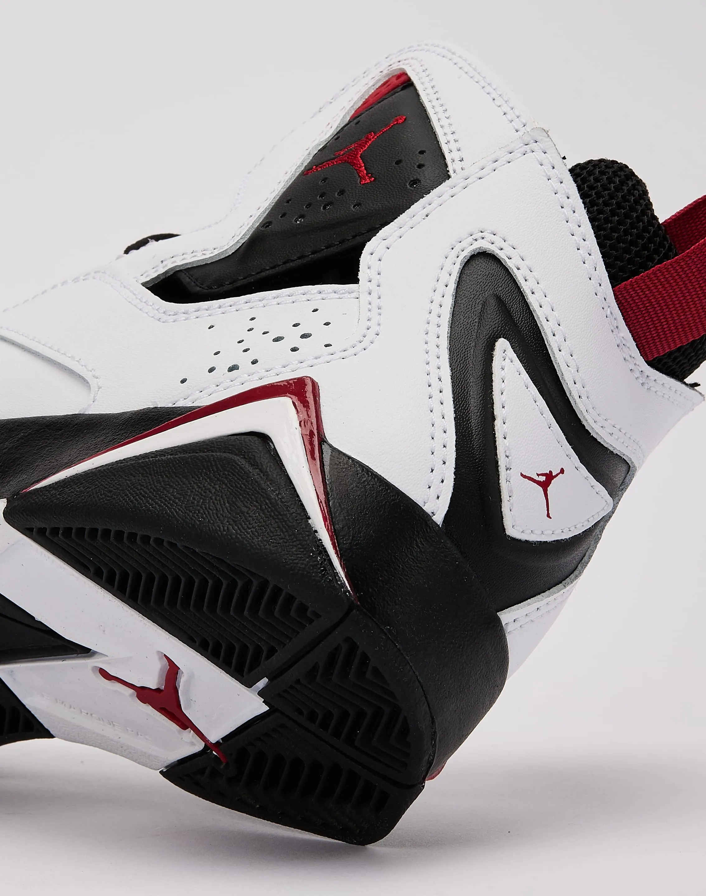 Jordan True Flight Grade-School