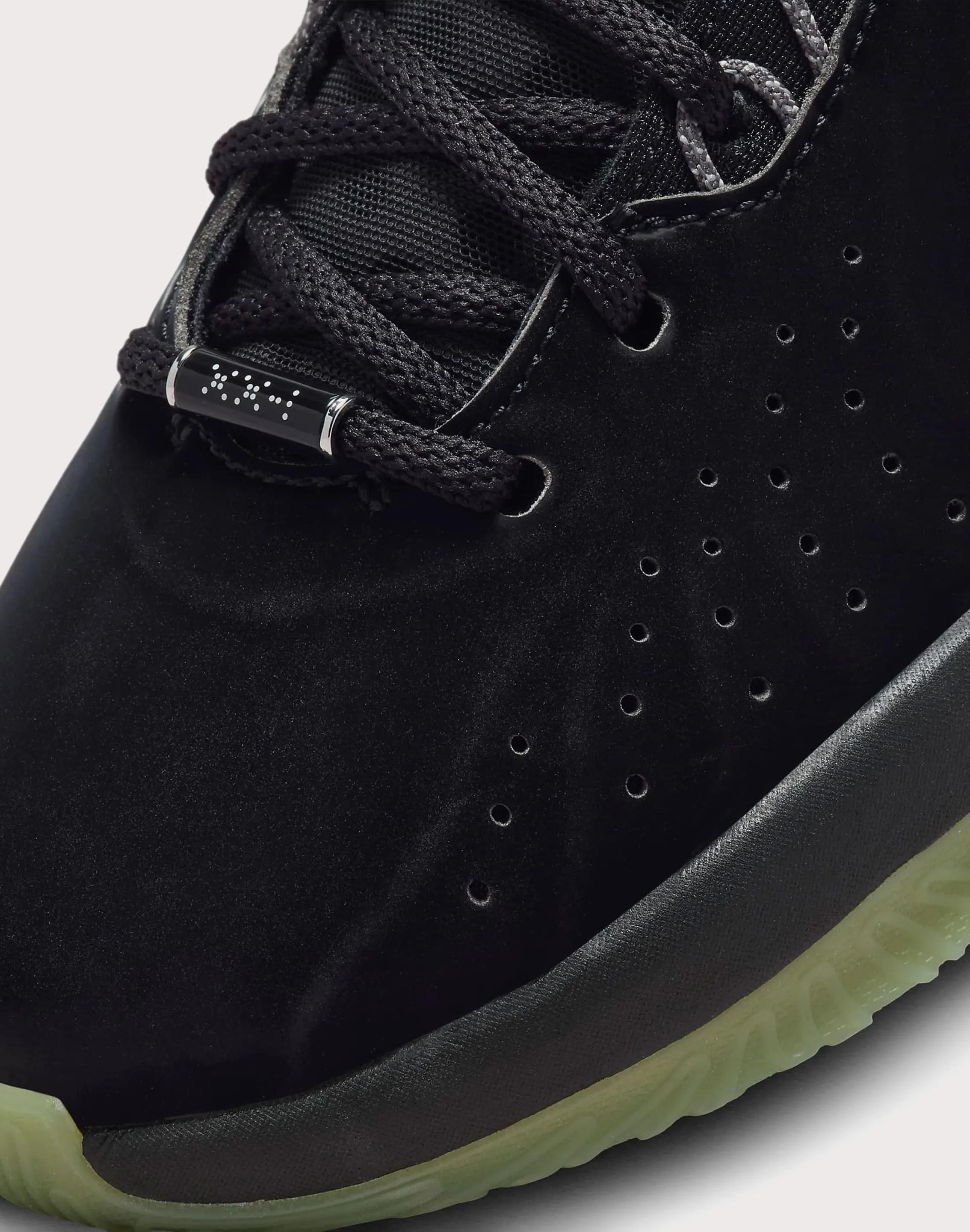 Nike LeBron XXI Grade-School